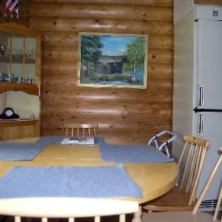 Holiday home Petaejaeniemi By Interhome